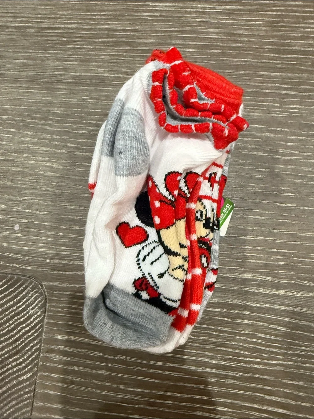 NWT Size 3T-5T Disney Minnie Mouse Red & White Polka Dot 6 pairs of Socks